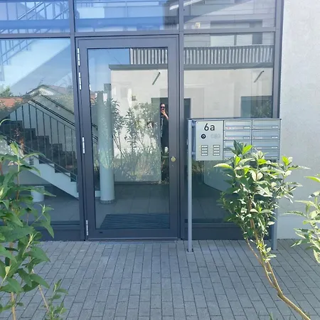 Lägenhet Schoene Wohnung In Maisach *
